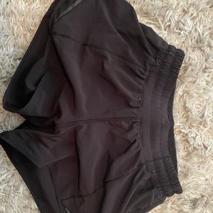 lululemon hotty hot shorts
